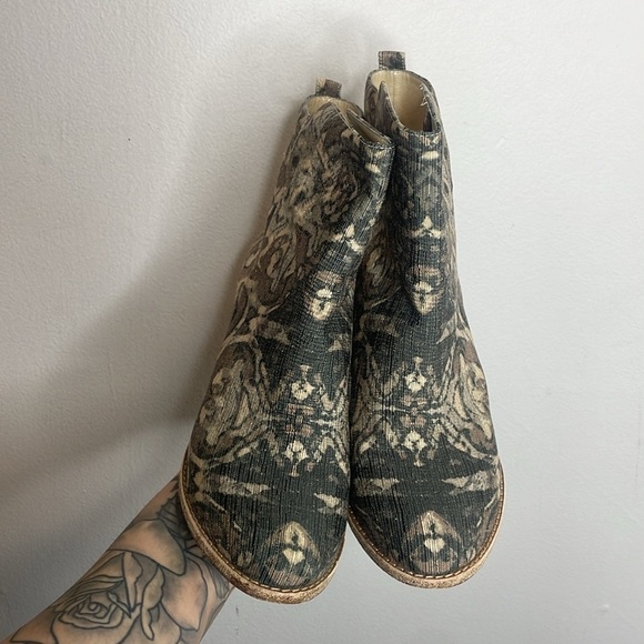 Ella Moss | Women’s Victoria Tapestry Booties Size 9.5 - Picture 3 of 8